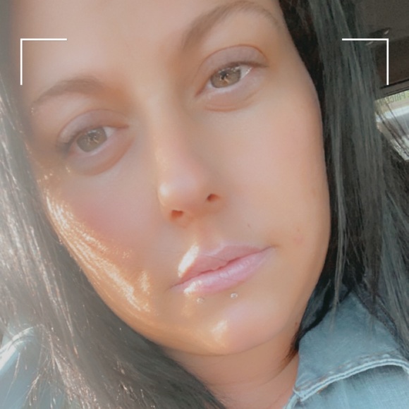 Meet your Posher, Ashleigh - Picture 4 of 4